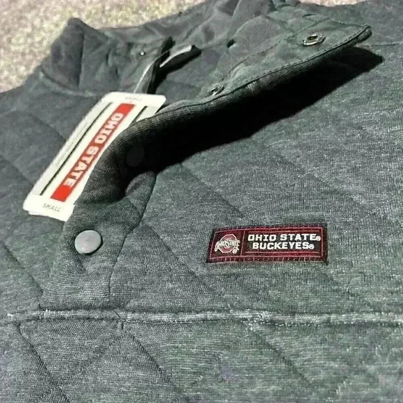 NWT Ohio State Buckeyes Sweater Quilted Pullover 1/4 Snap Gray Men’s Size Small - Picture 2 of 11